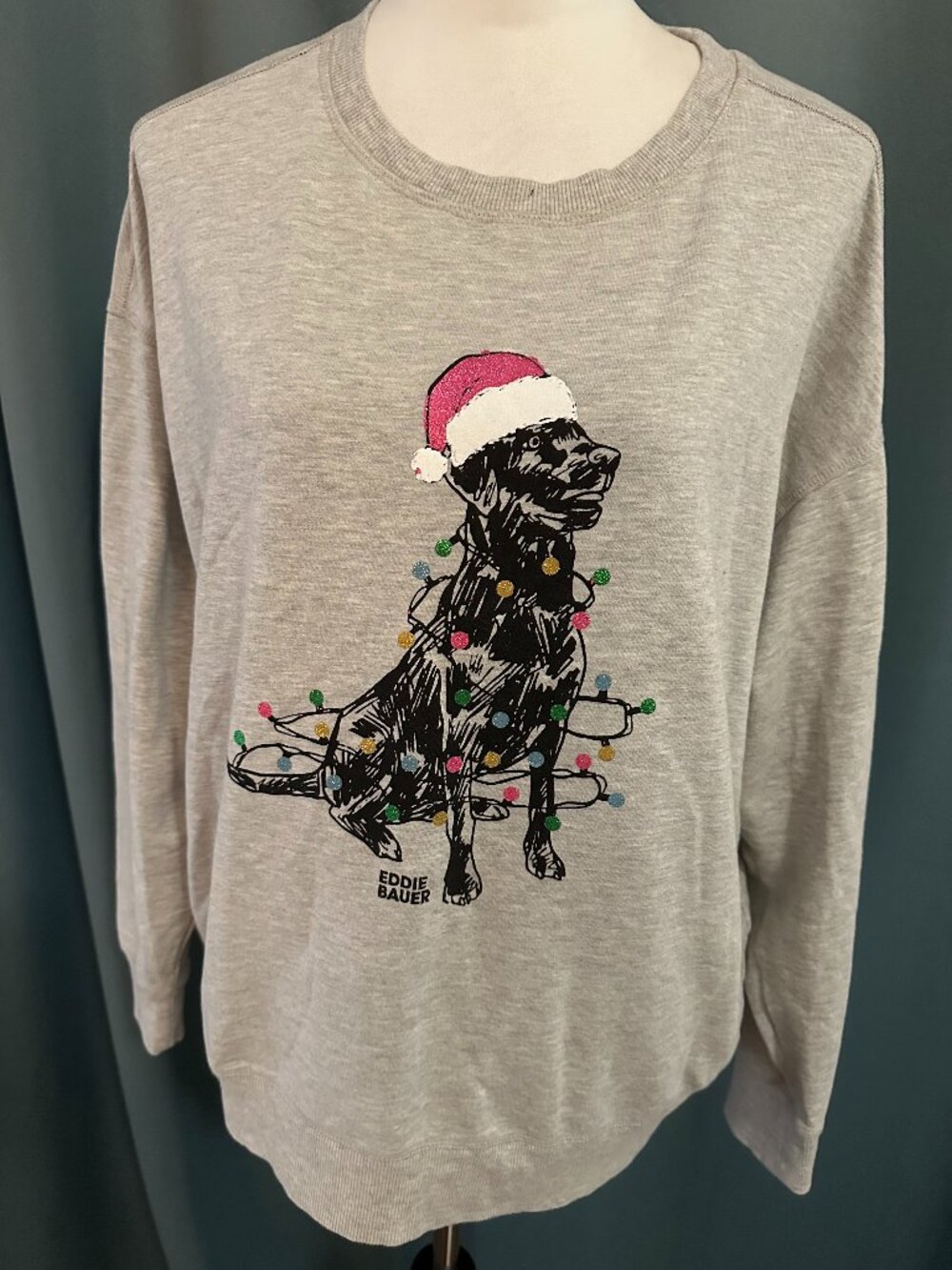 Eddie Bauer Women’s XL Christmas Dog Sweatshirt Gray Santa Holiday Glitter